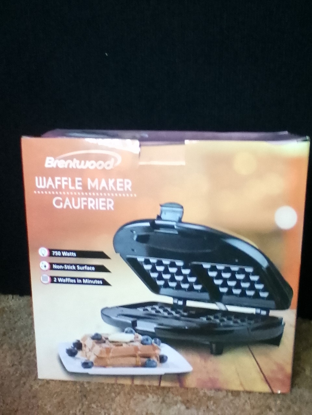 Brentwood Black Waffle Maker - Black